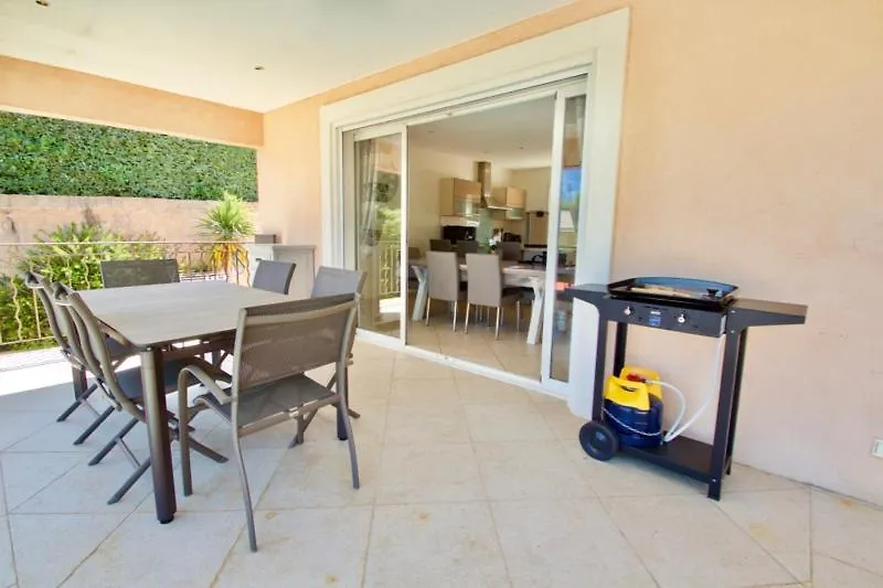 Villa Madysan St Aygulf, Piscine Privee Chauffee, Jardin, 900M De La Mer 圣艾格夫