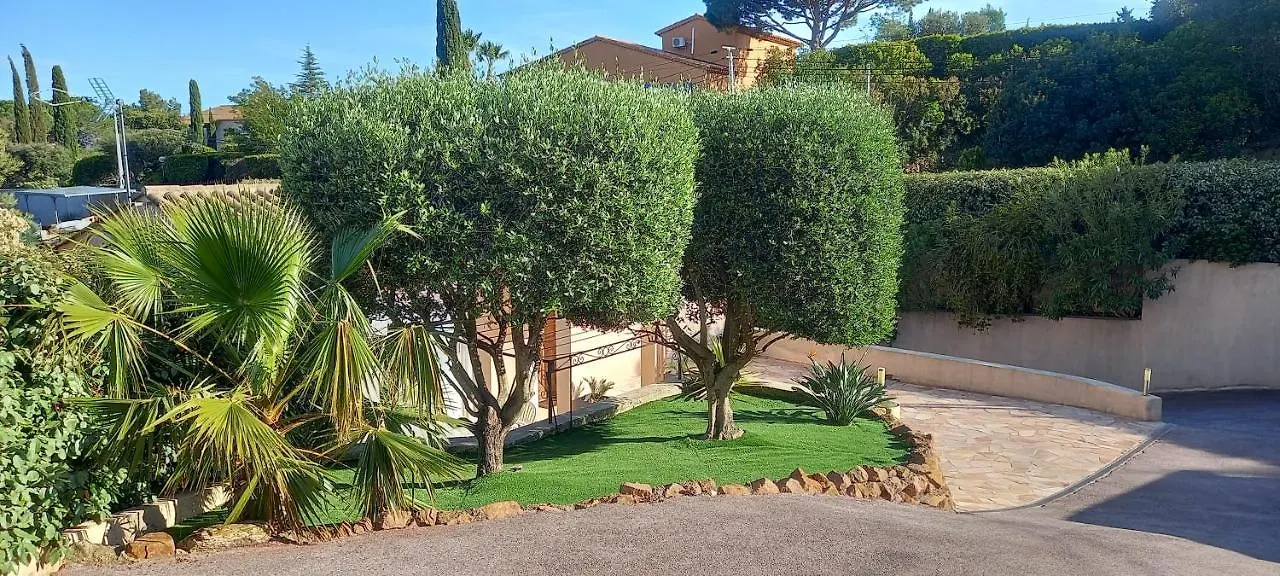 Villa Madysan St Aygulf, Piscine Privee Chauffee, Jardin, 900M De La Mer 圣艾格夫 0*,